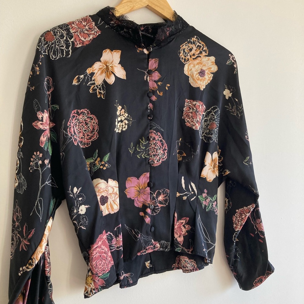 Zara Floral Print Lace Detail Top - Picture 1 of 6